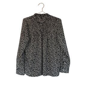 J crew mercantile smocked neck top in heart print size 6